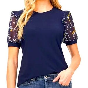 CeCe Women’s Puff Sleeve Top - NWT
